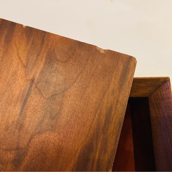 Vintage Rosewood shadow display boxes raised plinth felt backed interior - Picture 6 of 12